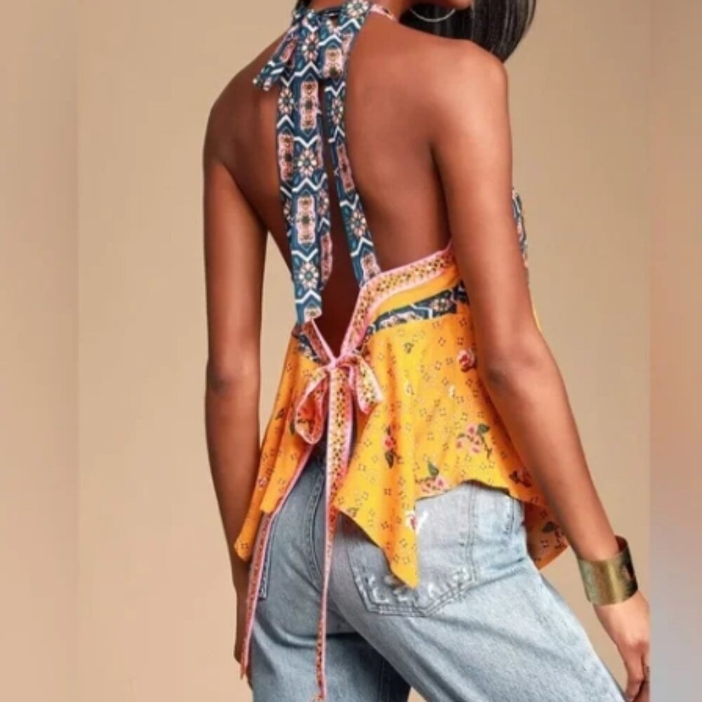 Free People New Wave Yellow💐Floral Halter 🌸Top M MSRP $108 Boho🆕📦⌚🏃💨⚡🚚 - Picture 3 of 16